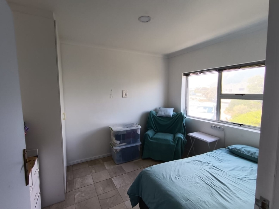 5 Bedroom Property for Sale in Kleinbaai Western Cape